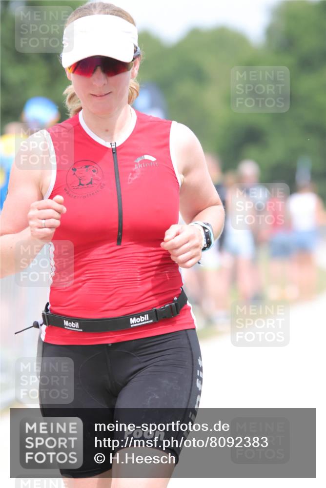 22.06.2025 - Viking Triathlon H.Heesch http://msf.ph/oto/8092383 22.06.2025 15:14:54 Laufen 195, 336 meine-sportfotos.de