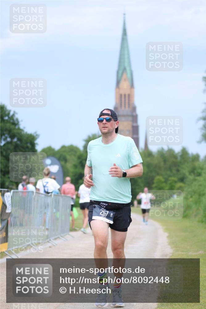 22.06.2025 - Viking Triathlon H.Heesch http://msf.ph/oto/8092448 22.06.2025 17:04:14 Laufen 257 meine-sportfotos.de