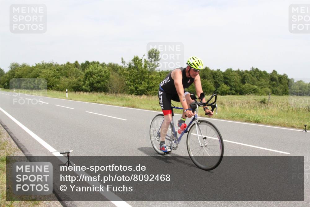 22.06.2025 - Viking Triathlon Yannick Fuchs http://msf.ph/oto/8092468 22.06.2025 13:45:00 Radfahren 447 meine-sportfotos.de