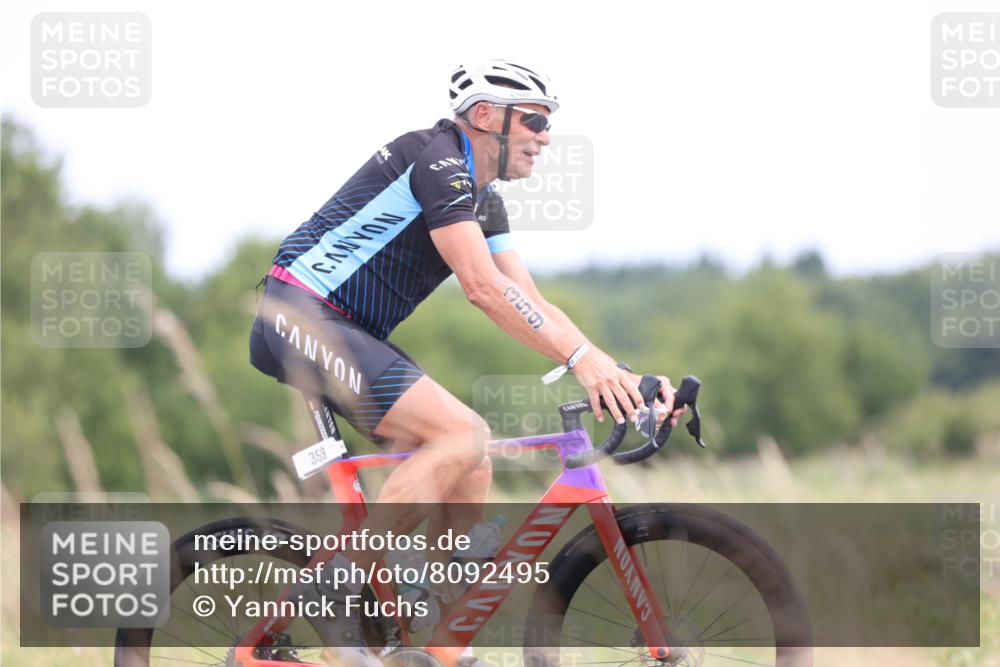 22.06.2025 - Viking Triathlon Yannick Fuchs http://msf.ph/oto/8092495 22.06.2025 13:35:07 Radfahren 201, 359 meine-sportfotos.de