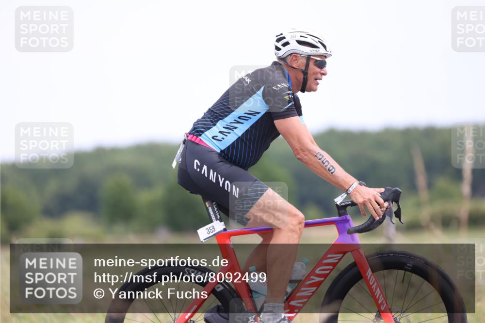 22.06.2025 - Viking Triathlon Yannick Fuchs http://msf.ph/oto/8092499 22.06.2025 13:35:07 Radfahren 201, 359 meine-sportfotos.de