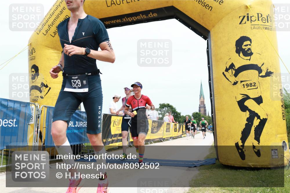 22.06.2025 - Viking Triathlon H.Heesch http://msf.ph/oto/8092502 22.06.2025 13:50:31 Laufen 80, 155, 202, 529 meine-sportfotos.de