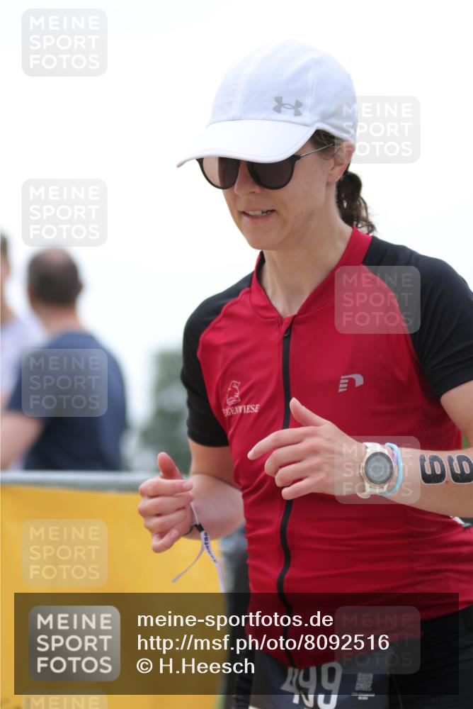 22.06.2025 - Viking Triathlon H.Heesch http://msf.ph/oto/8092516 22.06.2025 16:03:12 Laufen 499 meine-sportfotos.de