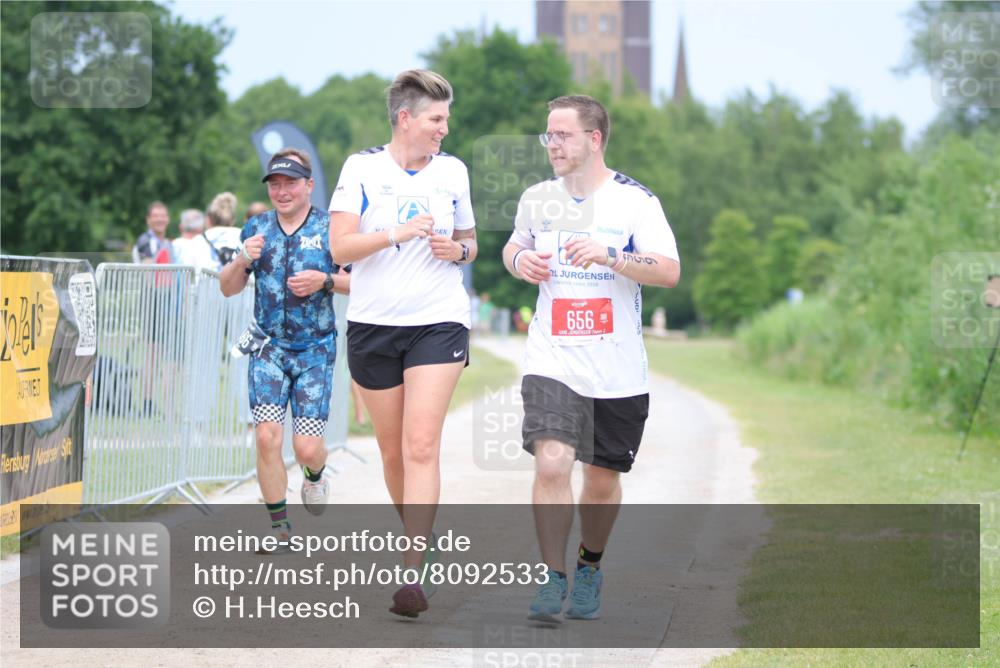 22.06.2025 - Viking Triathlon H.Heesch http://msf.ph/oto/8092533 22.06.2025 17:04:27 Laufen 466, 656 meine-sportfotos.de