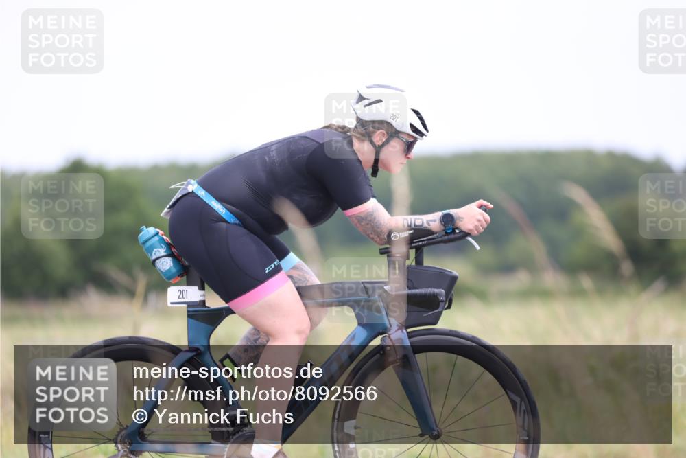 22.06.2025 - Viking Triathlon Yannick Fuchs http://msf.ph/oto/8092566 22.06.2025 13:35:12 Radfahren 201, 359 meine-sportfotos.de
