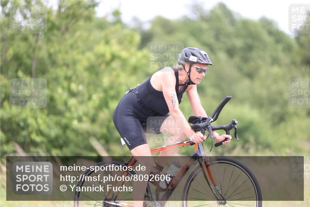 22.06.2025 - Viking Triathlon Yannick Fuchs http://msf.ph/oto/8092606 22.06.2025 13:35:33 Radfahren 257, 267 meine-sportfotos.de
