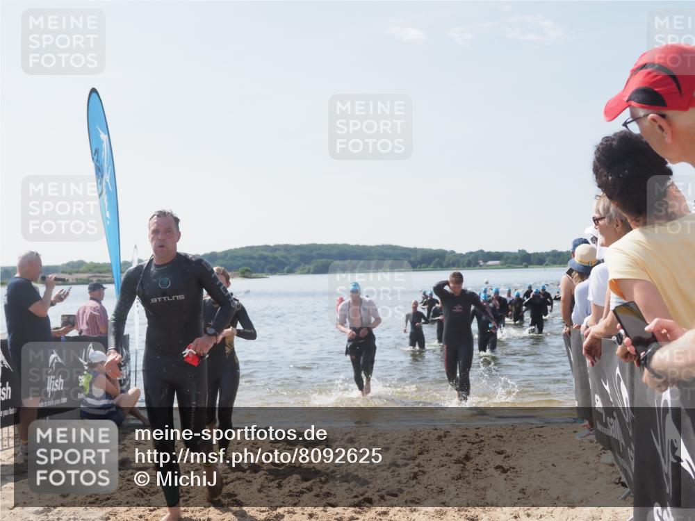 22.06.2025 - Viking Triathlon MichiJ http://msf.ph/oto/8092625 22.06.2025 10:39:17 Schwimmen 79, 83, 182, 195, 238, 276, 295, 298, 324, 351, 386, 474, 536, 654 meine-sportfotos.de