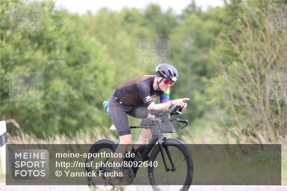 22.06.2025 - Viking Triathlon Yannick Fuchs http://msf.ph/oto/8092640 22.06.2025 13:35:40 Radfahren 257, 267 meine-sportfotos.de