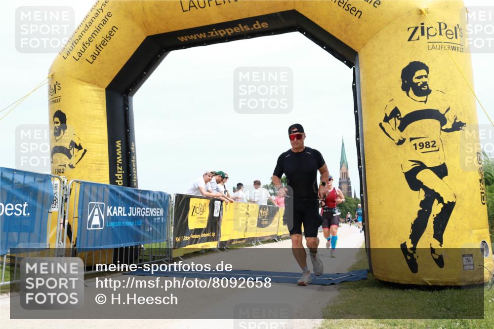 22.06.2025 - Viking Triathlon H.Heesch http://msf.ph/oto/8092658 22.06.2025 13:51:40 Laufen 364, 547 meine-sportfotos.de