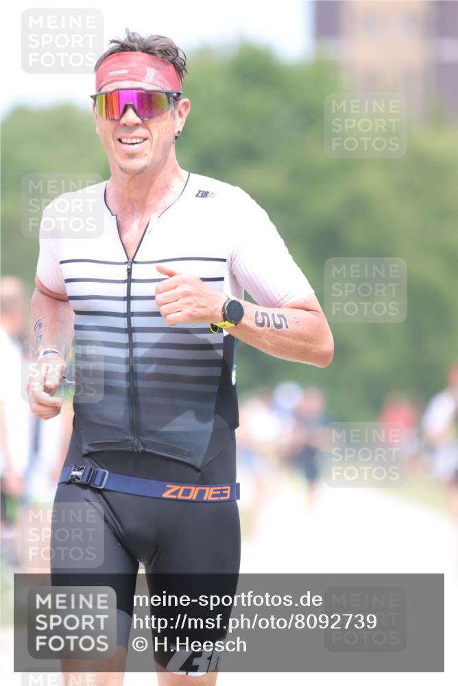 22.06.2025 - Viking Triathlon H.Heesch http://msf.ph/oto/8092739 22.06.2025 15:16:45 Laufen 55, 256, 290, 390, 484 meine-sportfotos.de