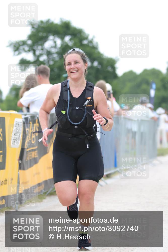 22.06.2025 - Viking Triathlon H.Heesch http://msf.ph/oto/8092740 22.06.2025 16:03:46 Laufen 16 meine-sportfotos.de