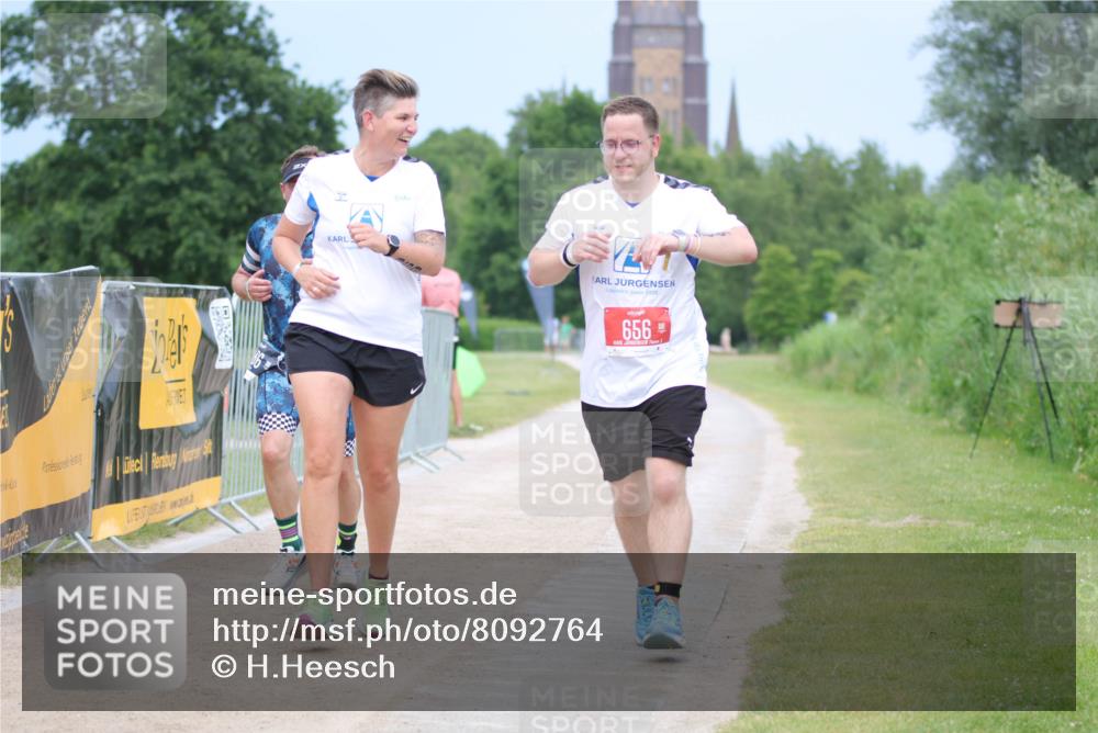 22.06.2025 - Viking Triathlon H.Heesch http://msf.ph/oto/8092764 22.06.2025 17:04:29 Laufen 466, 656 meine-sportfotos.de
