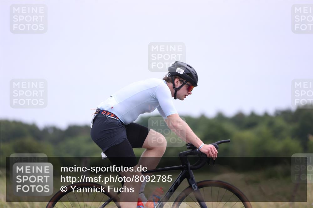 22.06.2025 - Viking Triathlon Yannick Fuchs http://msf.ph/oto/8092785 22.06.2025 13:35:56 Radfahren 357 meine-sportfotos.de