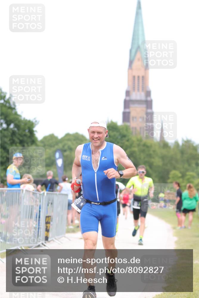 22.06.2025 - Viking Triathlon H.Heesch http://msf.ph/oto/8092827 22.06.2025 15:17:36 Laufen 109, 312 meine-sportfotos.de