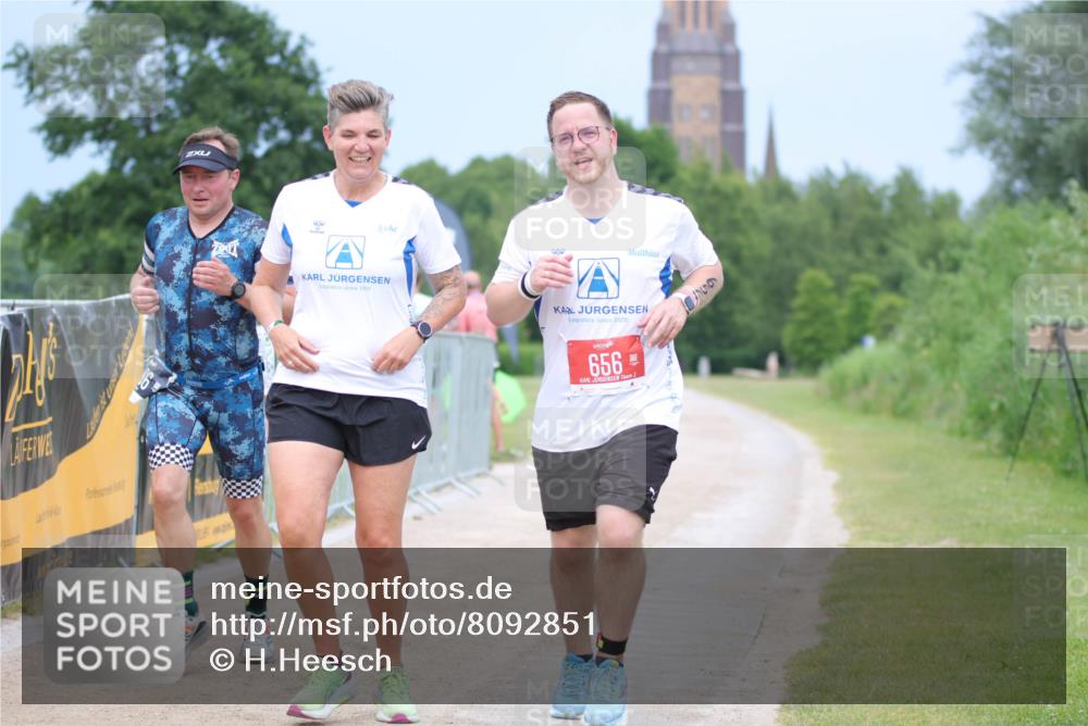 22.06.2025 - Viking Triathlon H.Heesch http://msf.ph/oto/8092851 22.06.2025 17:04:29 Laufen 466, 656 meine-sportfotos.de
