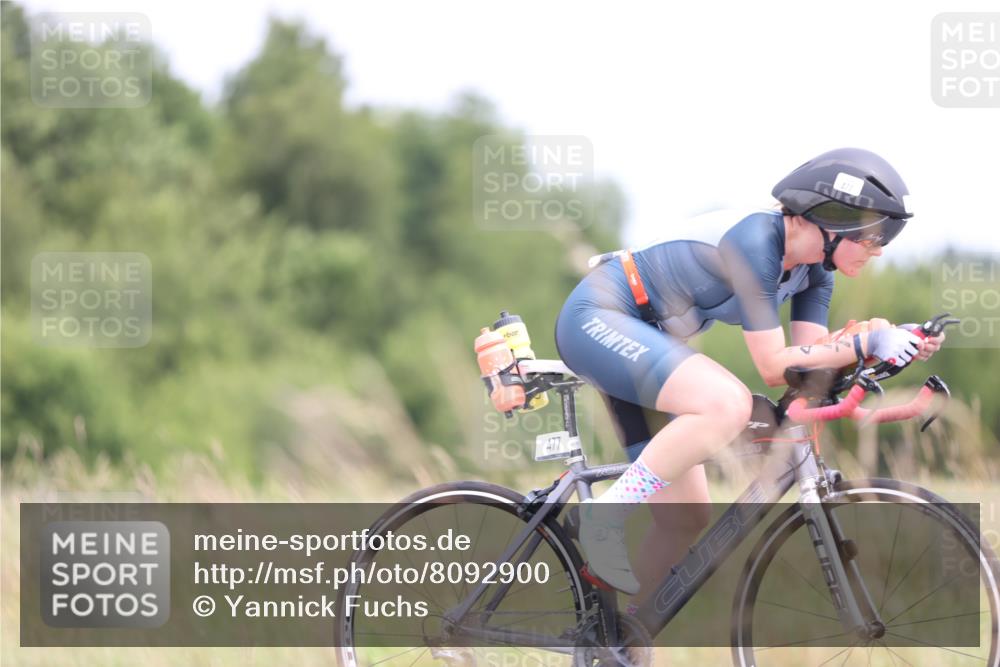22.06.2025 - Viking Triathlon Yannick Fuchs http://msf.ph/oto/8092900 22.06.2025 13:36:07 Radfahren 192, 477 meine-sportfotos.de