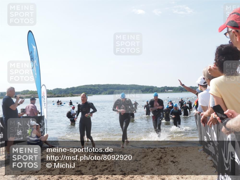 22.06.2025 - Viking Triathlon MichiJ http://msf.ph/oto/8092920 22.06.2025 10:39:24 Schwimmen 83, 93, 117, 150, 182, 195, 238, 276, 298, 324, 337, 386, 474, 536 meine-sportfotos.de