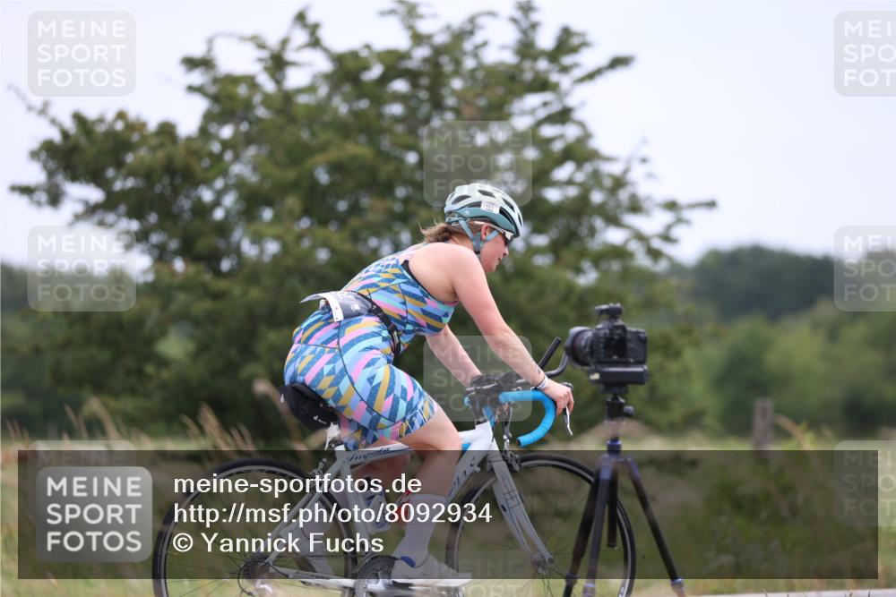 22.06.2025 - Viking Triathlon Yannick Fuchs http://msf.ph/oto/8092934 22.06.2025 13:36:10 Radfahren 192, 477 meine-sportfotos.de