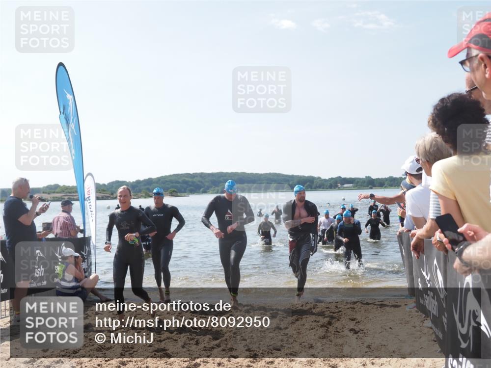 22.06.2025 - Viking Triathlon MichiJ http://msf.ph/oto/8092950 22.06.2025 10:39:25 Schwimmen 83, 93, 117, 138, 150, 182, 195, 238, 276, 298, 324, 337, 386, 474, 529, 536 meine-sportfotos.de