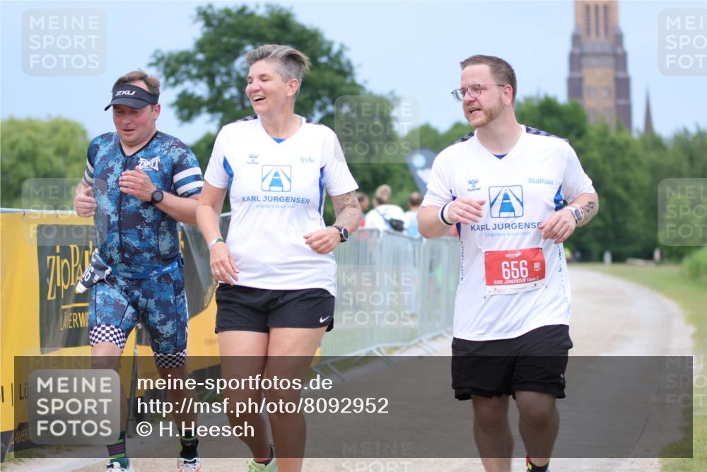 22.06.2025 - Viking Triathlon H.Heesch http://msf.ph/oto/8092952 22.06.2025 17:04:30 Laufen 466, 656 meine-sportfotos.de