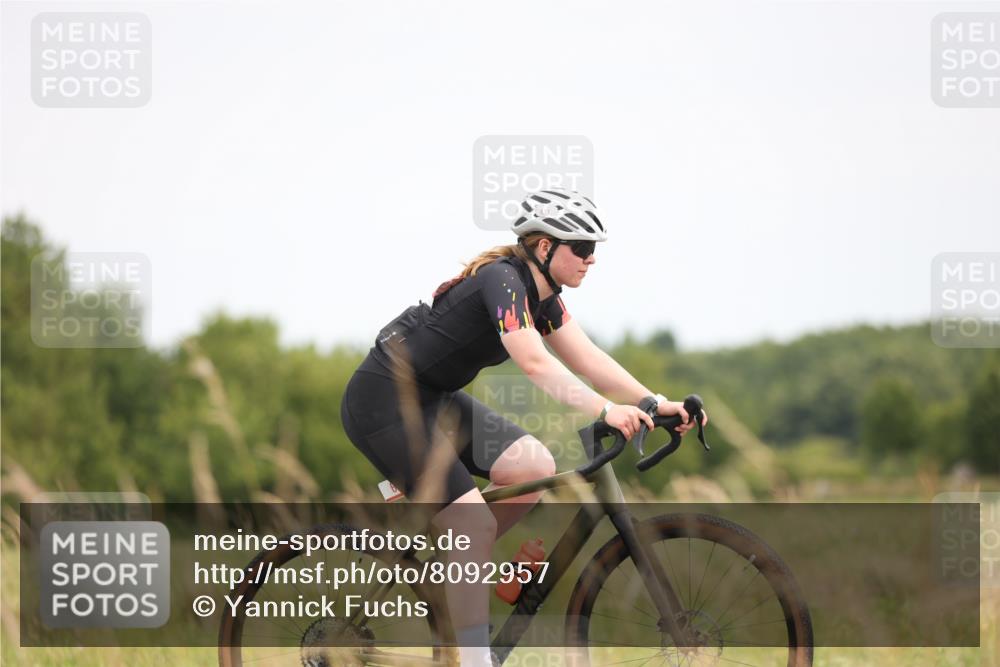 22.06.2025 - Viking Triathlon Yannick Fuchs http://msf.ph/oto/8092957 22.06.2025 13:37:34 Radfahren 637 meine-sportfotos.de