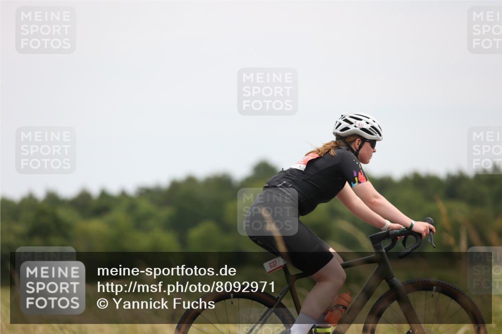 22.06.2025 - Viking Triathlon Yannick Fuchs http://msf.ph/oto/8092971 22.06.2025 13:37:35 Radfahren 637 meine-sportfotos.de