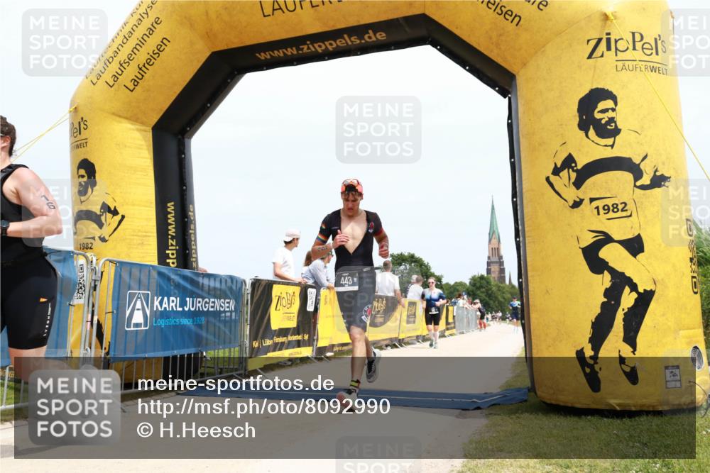 22.06.2025 - Viking Triathlon H.Heesch http://msf.ph/oto/8092990 22.06.2025 13:53:47 Laufen 16, 443, 551 meine-sportfotos.de