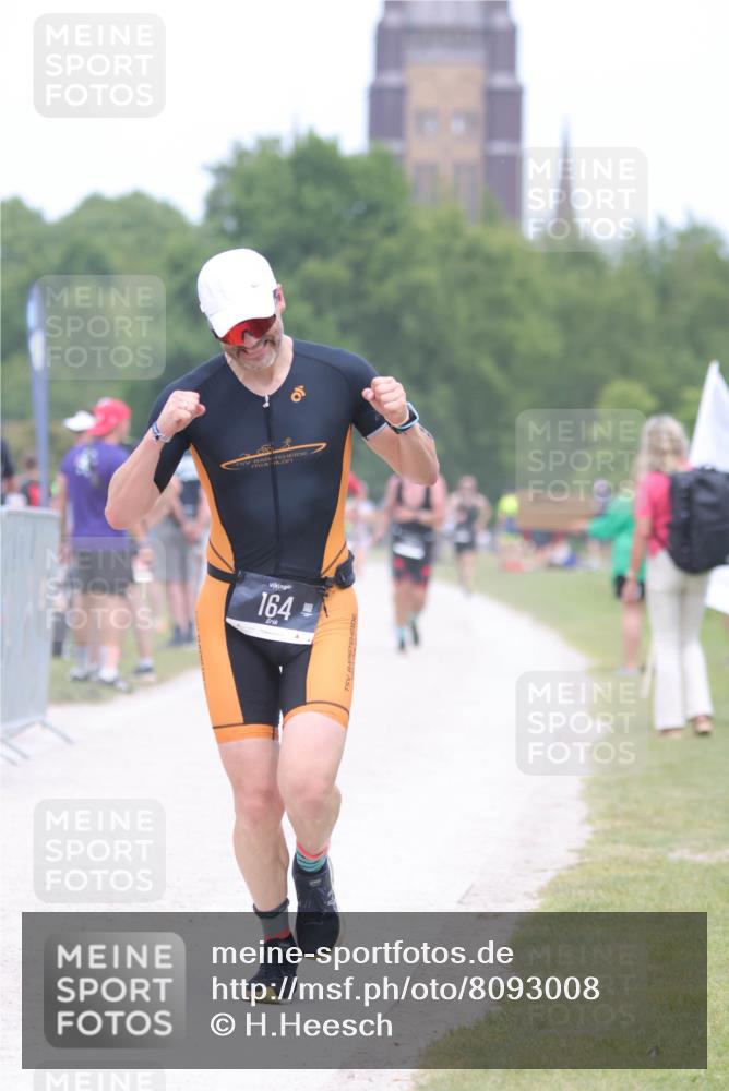 22.06.2025 - Viking Triathlon H.Heesch http://msf.ph/oto/8093008 22.06.2025 15:18:00 Laufen 164, 300, 515 meine-sportfotos.de