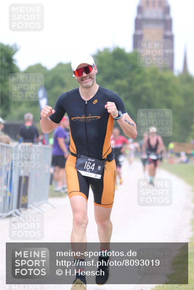 22.06.2025 - Viking Triathlon H.Heesch http://msf.ph/oto/8093019 22.06.2025 15:18:00 Laufen 164, 300, 515 meine-sportfotos.de