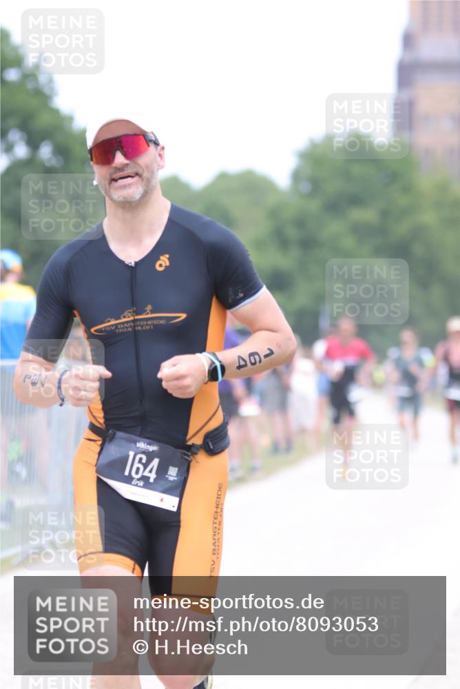 22.06.2025 - Viking Triathlon H.Heesch http://msf.ph/oto/8093053 22.06.2025 15:18:01 Laufen 164, 300 meine-sportfotos.de