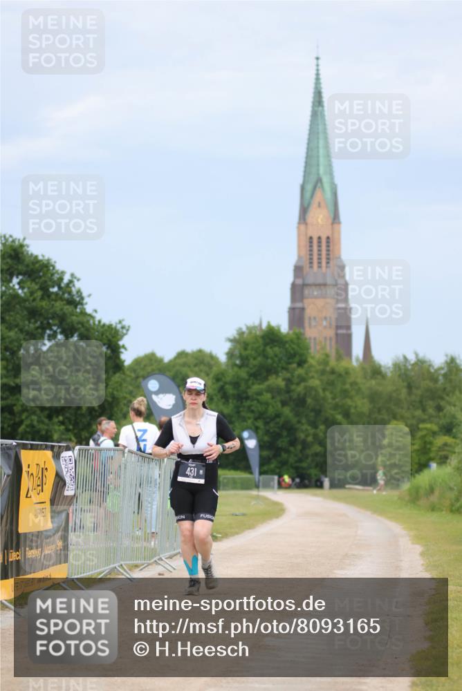 22.06.2025 - Viking Triathlon H.Heesch http://msf.ph/oto/8093165 22.06.2025 17:05:21 Laufen 431 meine-sportfotos.de