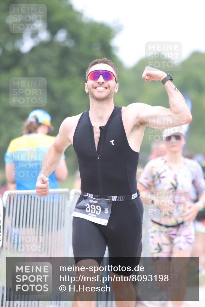 22.06.2025 - Viking Triathlon H.Heesch http://msf.ph/oto/8093198 22.06.2025 15:18:19 Laufen 29, 175, 327, 399 meine-sportfotos.de