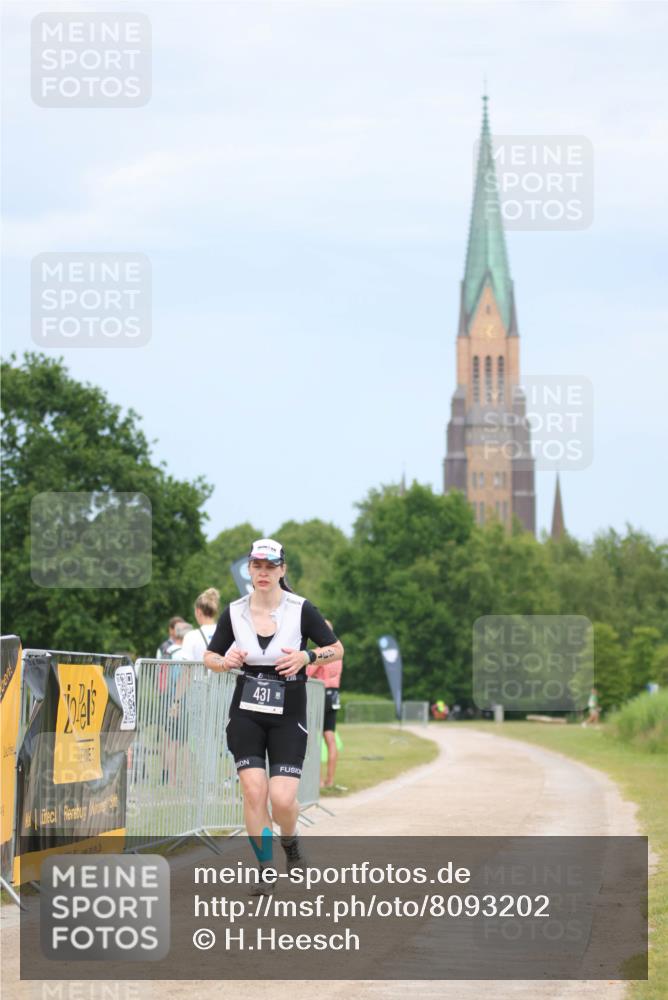 22.06.2025 - Viking Triathlon H.Heesch http://msf.ph/oto/8093202 22.06.2025 17:05:22 Laufen 431 meine-sportfotos.de