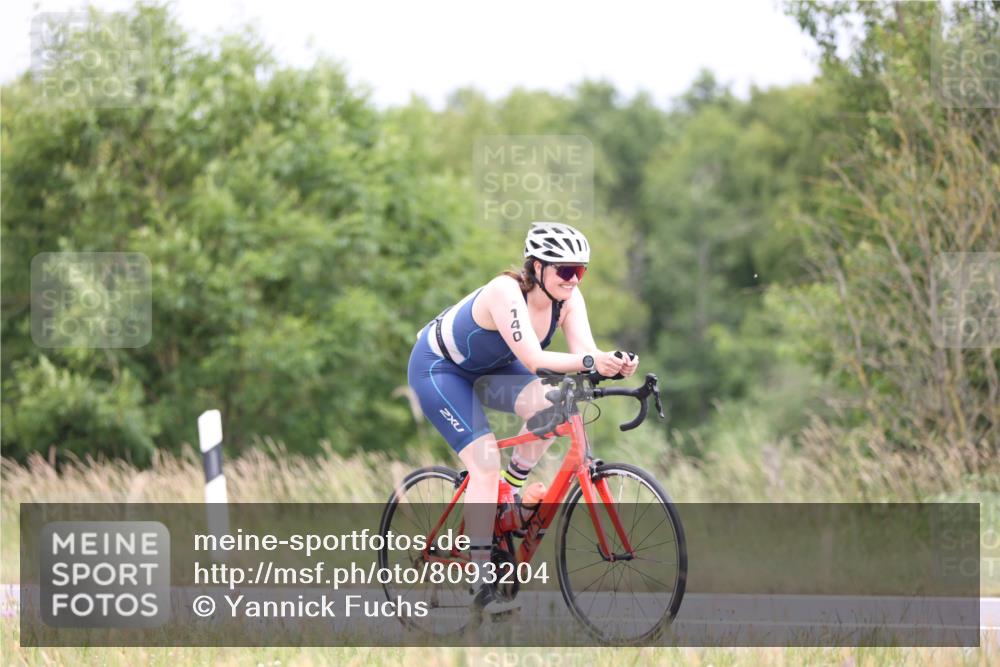 22.06.2025 - Viking Triathlon Yannick Fuchs http://msf.ph/oto/8093204 22.06.2025 13:38:49 Radfahren 140, 625 meine-sportfotos.de