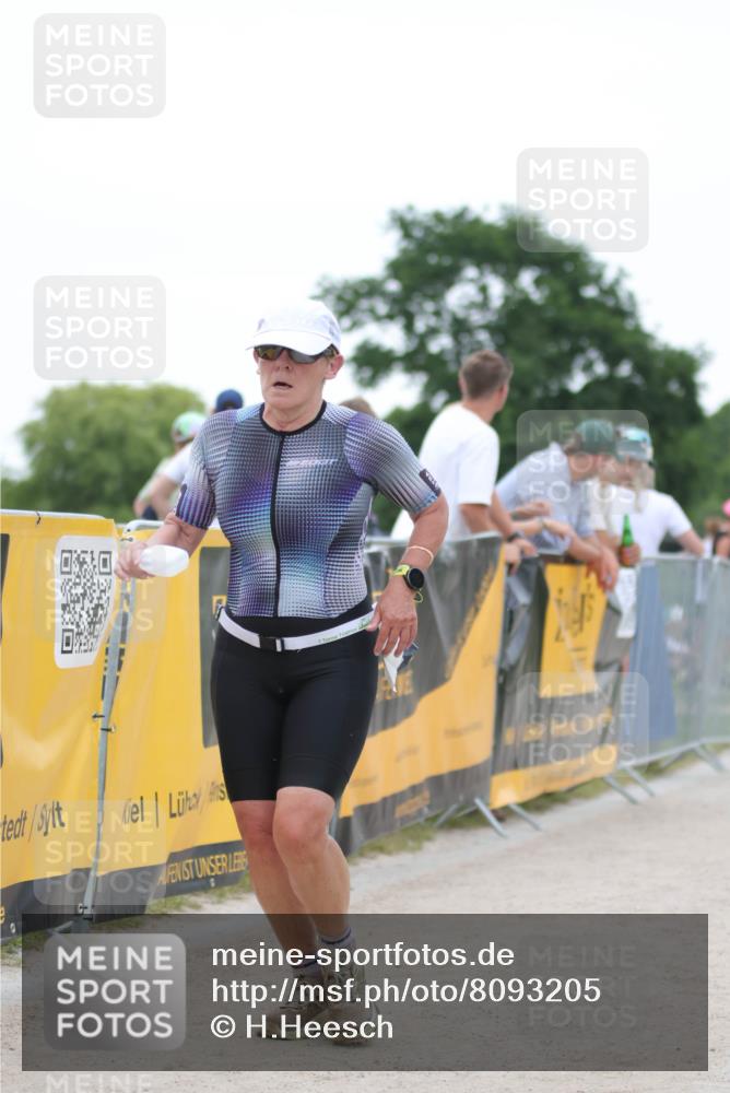 22.06.2025 - Viking Triathlon H.Heesch http://msf.ph/oto/8093205 22.06.2025 16:05:18 Laufen 136, 251, 454 meine-sportfotos.de