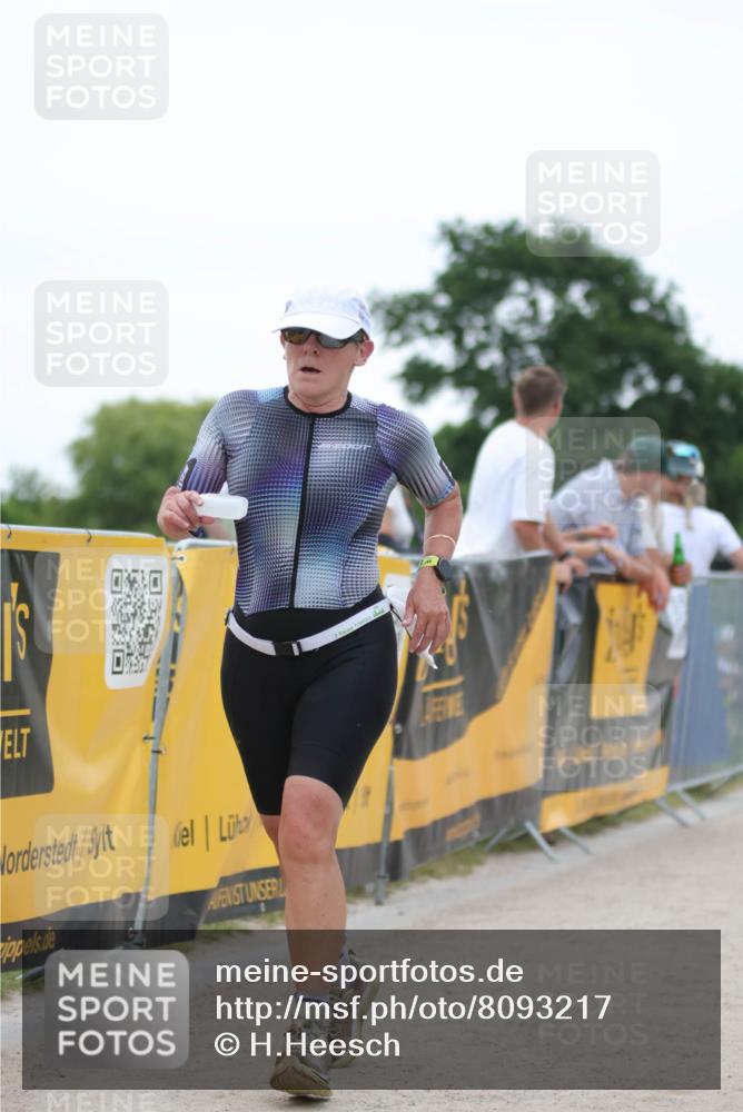 22.06.2025 - Viking Triathlon H.Heesch http://msf.ph/oto/8093217 22.06.2025 16:05:18 Laufen 136, 251, 454 meine-sportfotos.de