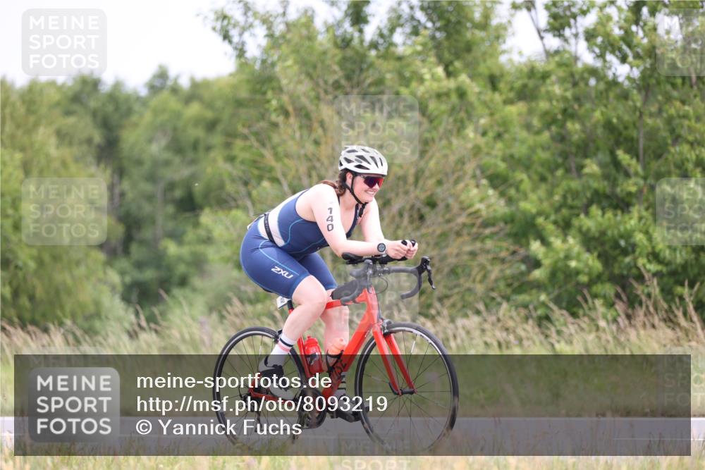 22.06.2025 - Viking Triathlon Yannick Fuchs http://msf.ph/oto/8093219 22.06.2025 13:38:49 Radfahren 140, 625 meine-sportfotos.de