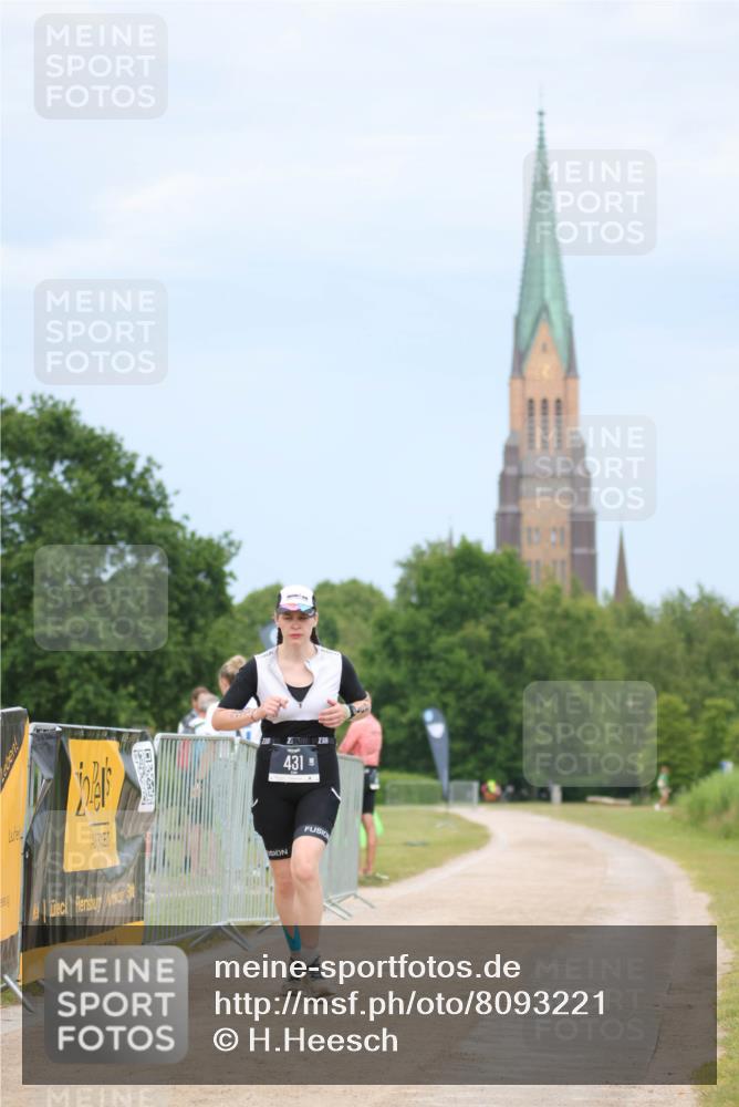 22.06.2025 - Viking Triathlon H.Heesch http://msf.ph/oto/8093221 22.06.2025 17:05:22 Laufen 431 meine-sportfotos.de