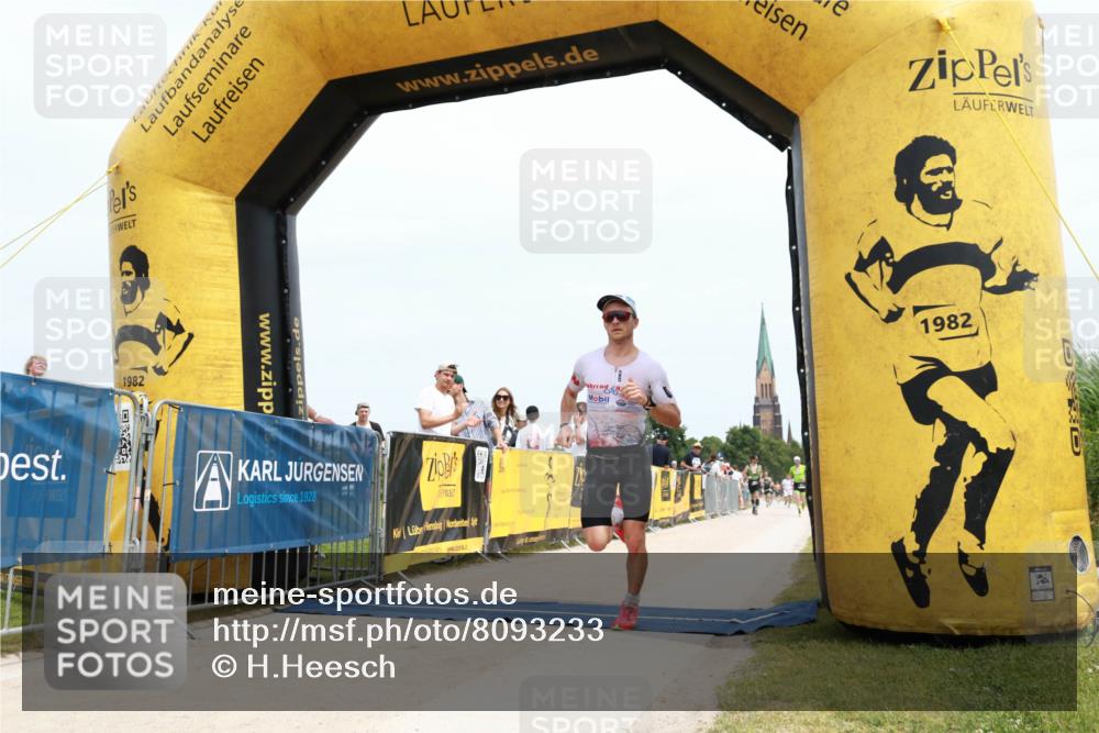 22.06.2025 - Viking Triathlon H.Heesch http://msf.ph/oto/8093233 22.06.2025 13:55:26 Laufen 183, 399, 453, 521 meine-sportfotos.de