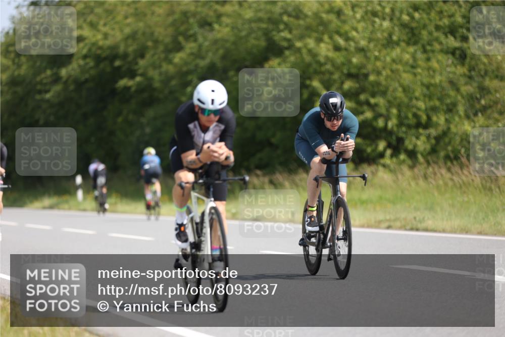22.06.2025 - Viking Triathlon Yannick Fuchs http://msf.ph/oto/8093237 22.06.2025 11:18:00 Radfahren 5, 87, 193, 207, 214, 229, 242, 243, 284, 294, 429, 464, 486, 492 meine-sportfotos.de