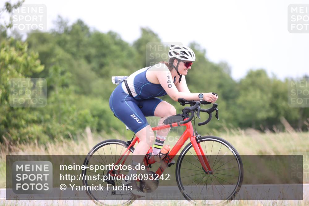 22.06.2025 - Viking Triathlon Yannick Fuchs http://msf.ph/oto/8093242 22.06.2025 13:38:50 Radfahren 140, 625 meine-sportfotos.de