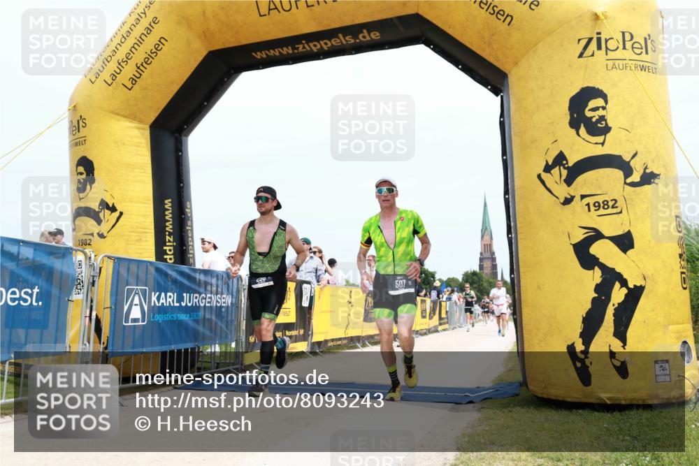 22.06.2025 - Viking Triathlon H.Heesch http://msf.ph/oto/8093243 22.06.2025 13:55:35 Laufen 296, 507, 526 meine-sportfotos.de