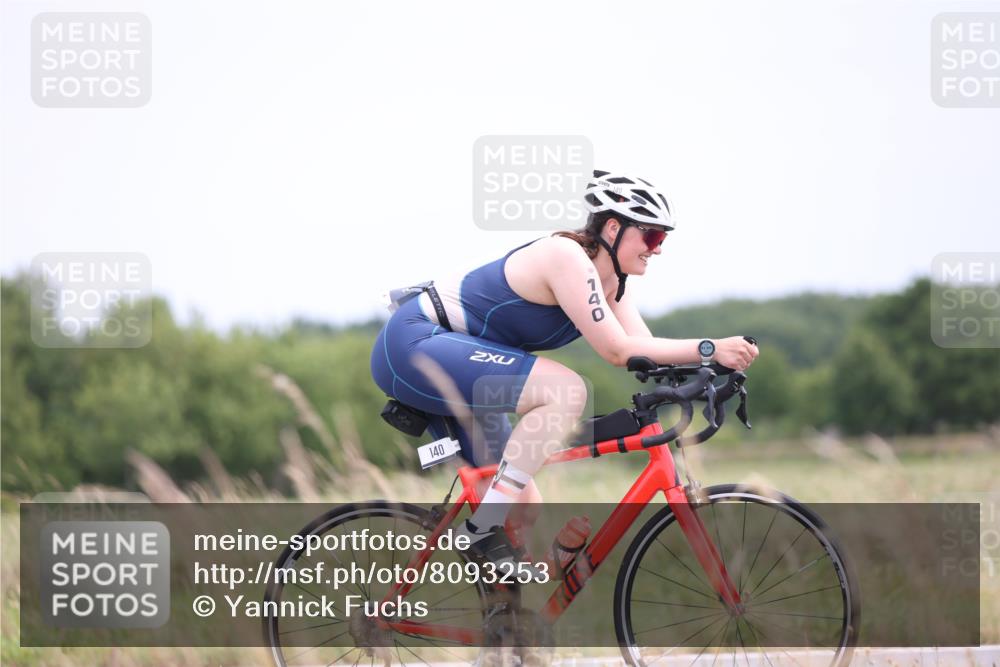 22.06.2025 - Viking Triathlon Yannick Fuchs http://msf.ph/oto/8093253 22.06.2025 13:38:50 Radfahren 140, 625 meine-sportfotos.de