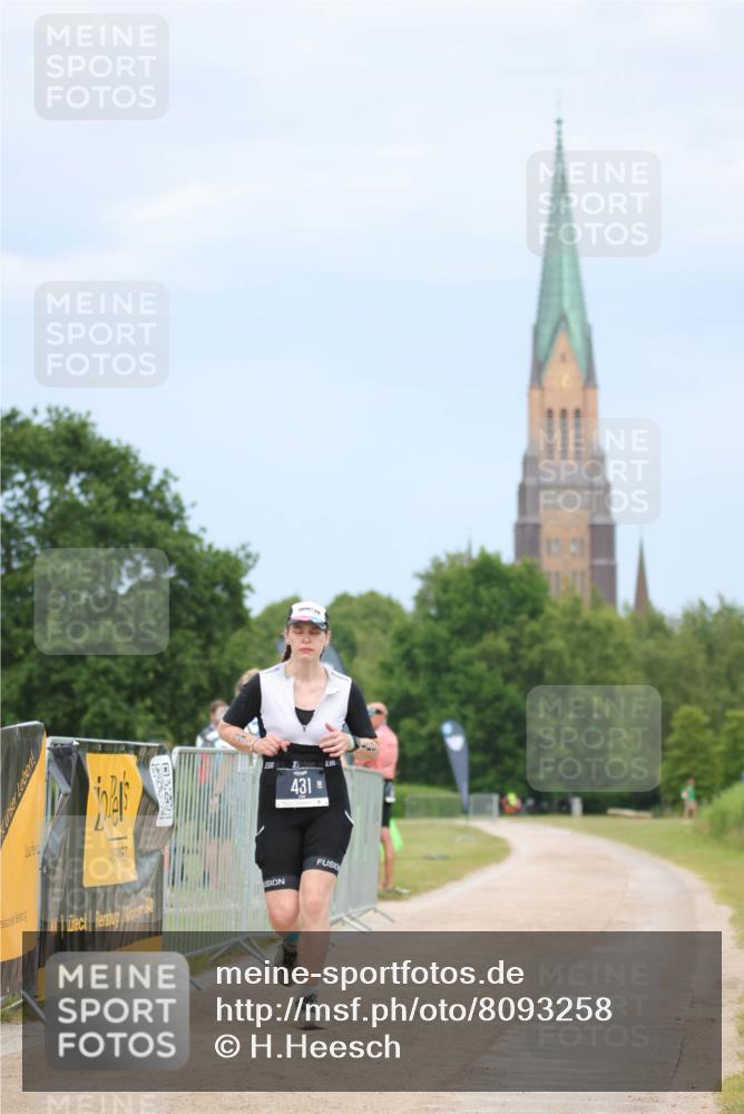 22.06.2025 - Viking Triathlon H.Heesch http://msf.ph/oto/8093258 22.06.2025 17:05:22 Laufen 431 meine-sportfotos.de
