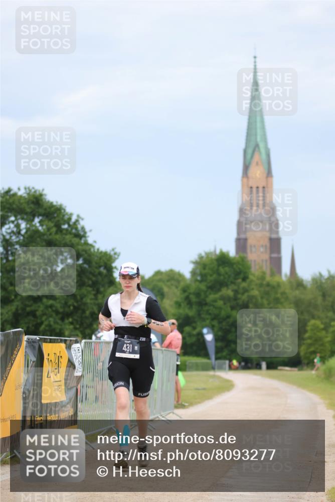 22.06.2025 - Viking Triathlon H.Heesch http://msf.ph/oto/8093277 22.06.2025 17:05:22 Laufen 431 meine-sportfotos.de