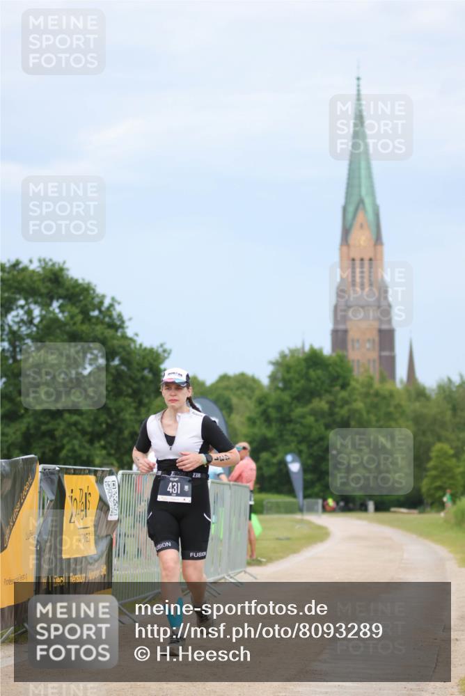 22.06.2025 - Viking Triathlon H.Heesch http://msf.ph/oto/8093289 22.06.2025 17:05:22 Laufen 431 meine-sportfotos.de