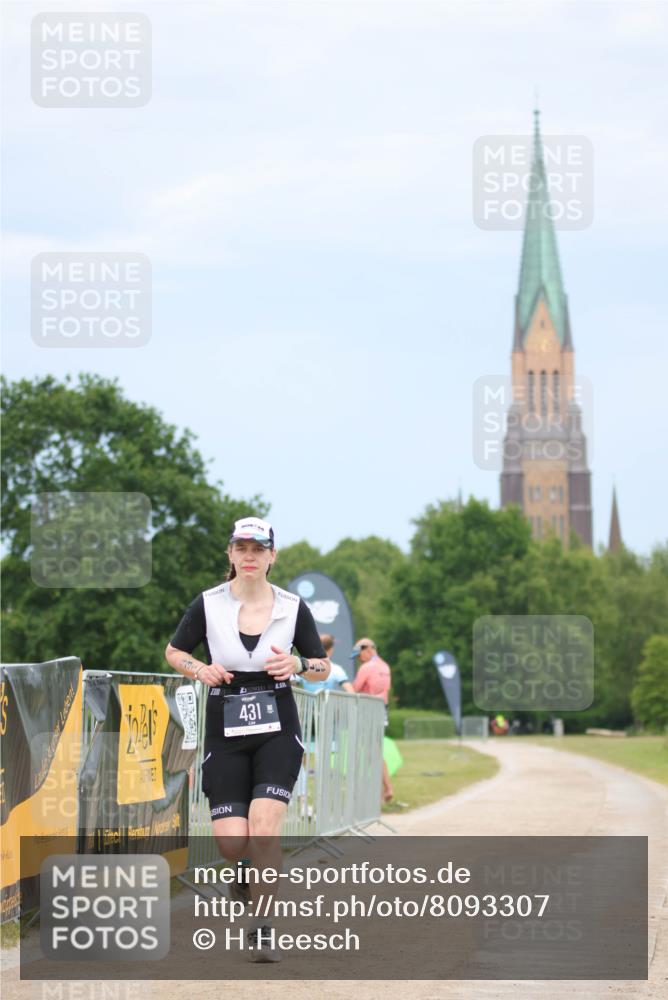 22.06.2025 - Viking Triathlon H.Heesch http://msf.ph/oto/8093307 22.06.2025 17:05:23 Laufen 431 meine-sportfotos.de