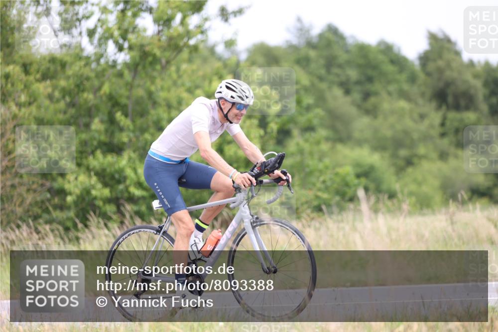 22.06.2025 - Viking Triathlon Yannick Fuchs http://msf.ph/oto/8093388 22.06.2025 13:39:17 Radfahren 459 meine-sportfotos.de