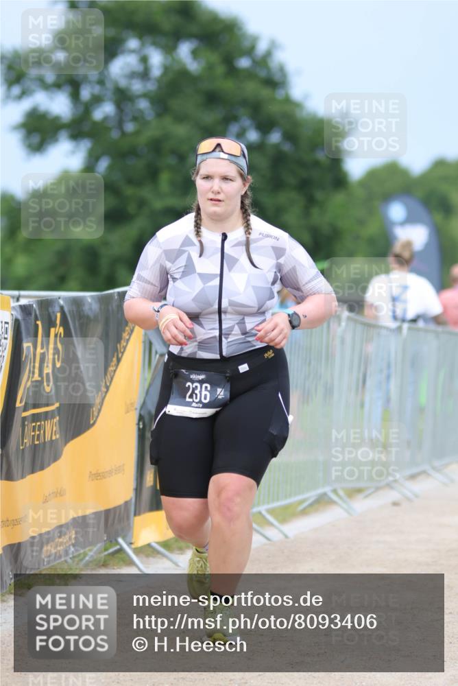 22.06.2025 - Viking Triathlon H.Heesch http://msf.ph/oto/8093406 22.06.2025 17:06:57 Laufen 236, 484 meine-sportfotos.de