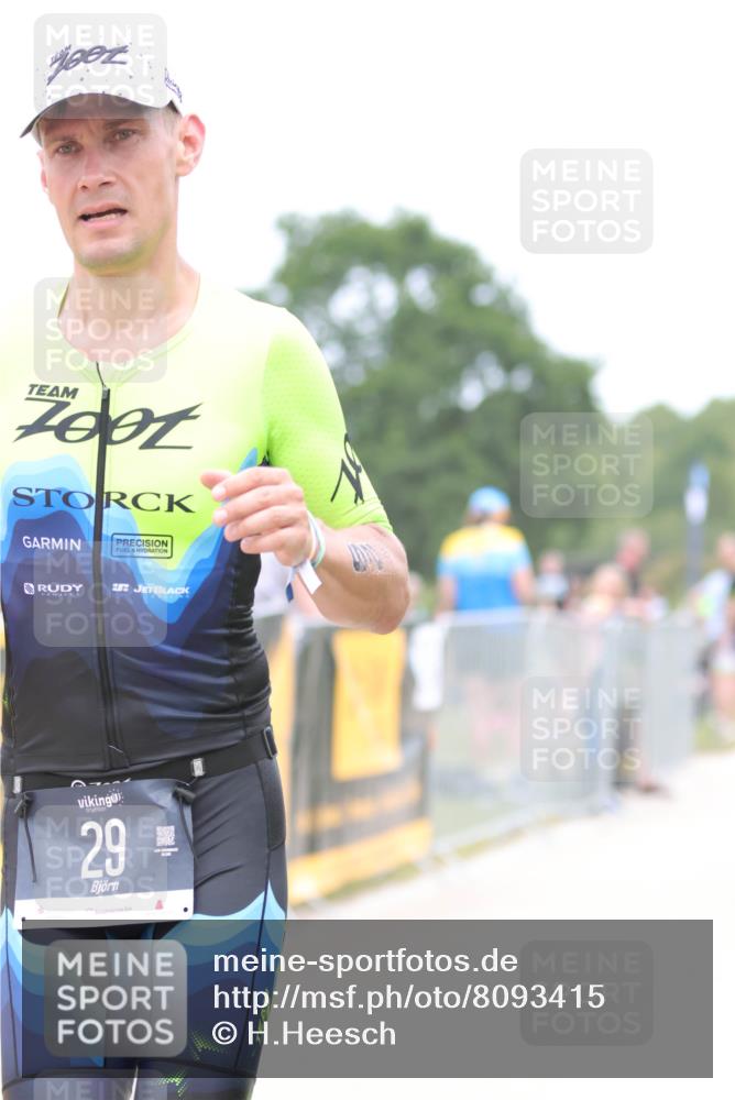 22.06.2025 - Viking Triathlon H.Heesch http://msf.ph/oto/8093415 22.06.2025 15:18:28 Laufen 29 meine-sportfotos.de